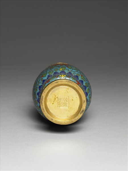 掐絲琺瑯瓶（五供）