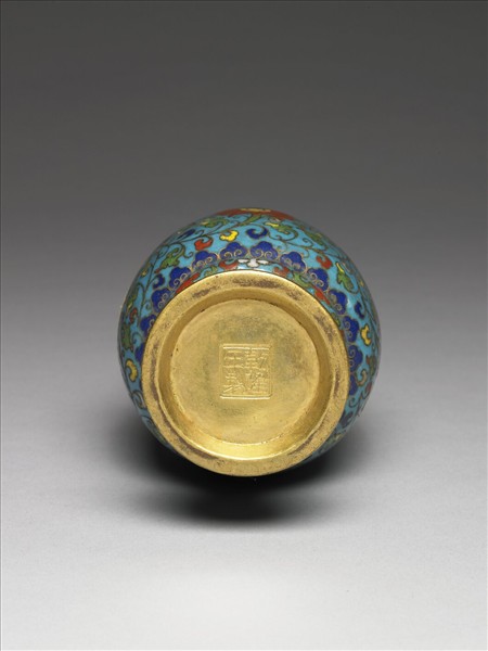 掐絲琺瑯瓶（五供）