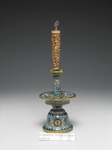 掐絲琺瑯燭台（五供）