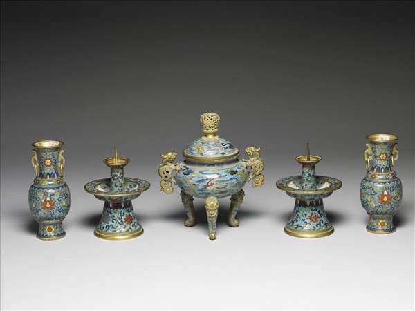 掐絲琺瑯香爐（五供）
