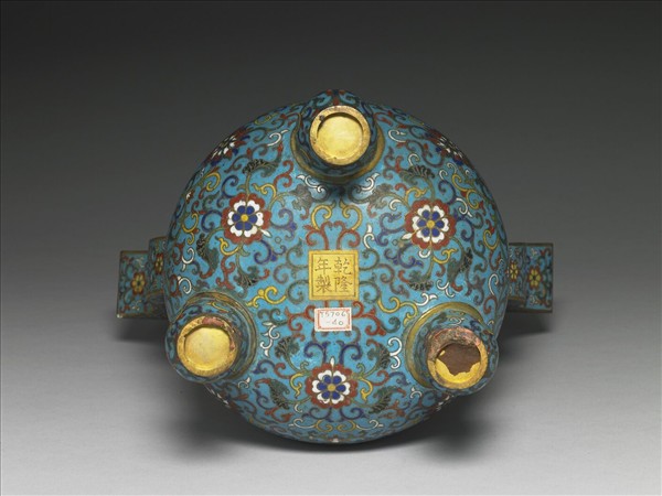 掐絲琺瑯爐（五供）