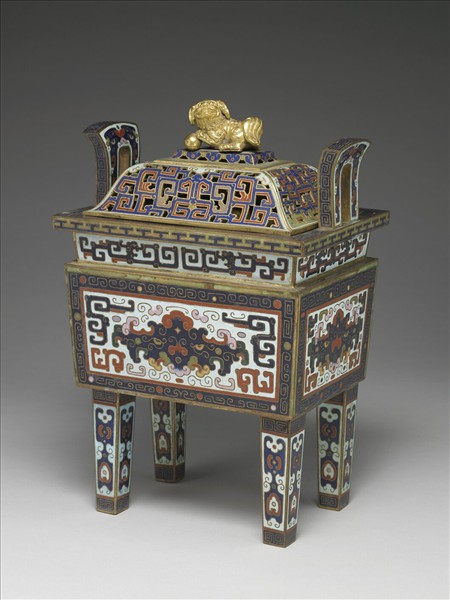掐絲琺瑯四足鼎