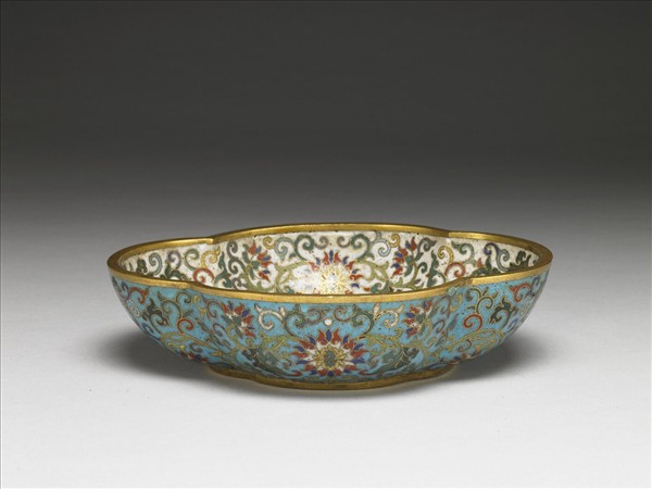 掐絲琺瑯海棠式洗