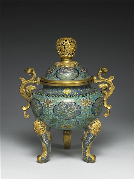 掐絲琺瑯鼎