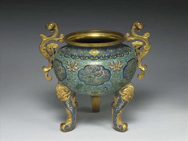 掐絲琺瑯鼎