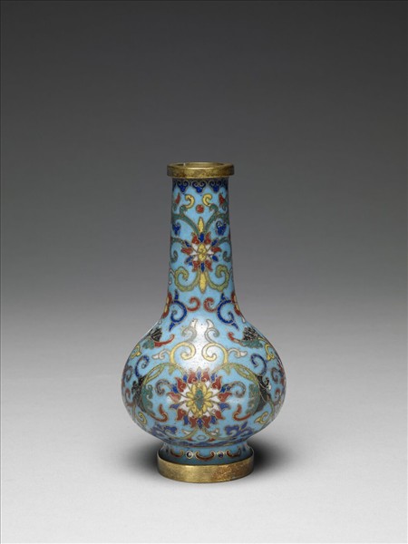 掐絲琺瑯瓶