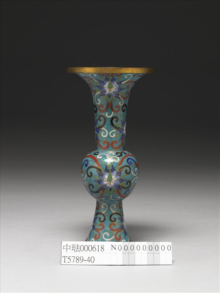 掐絲琺瑯瓶（五供）