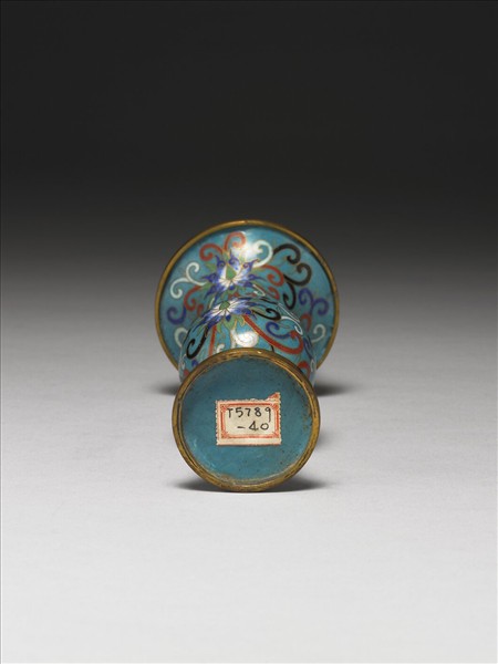 掐絲琺瑯瓶（五供）