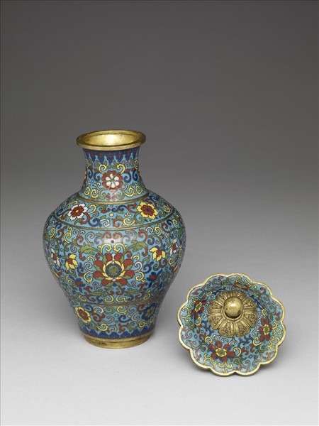 掐絲琺瑯番蓮紋蓋罐