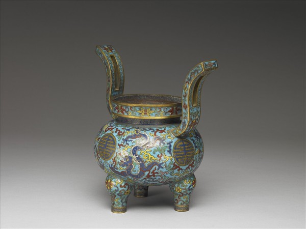 掐絲琺瑯雙龍拱壽香爐（五供）