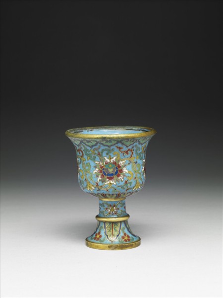 掐絲琺瑯番蓮燈盞