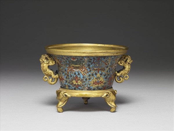 掐絲琺瑯番蓮爐