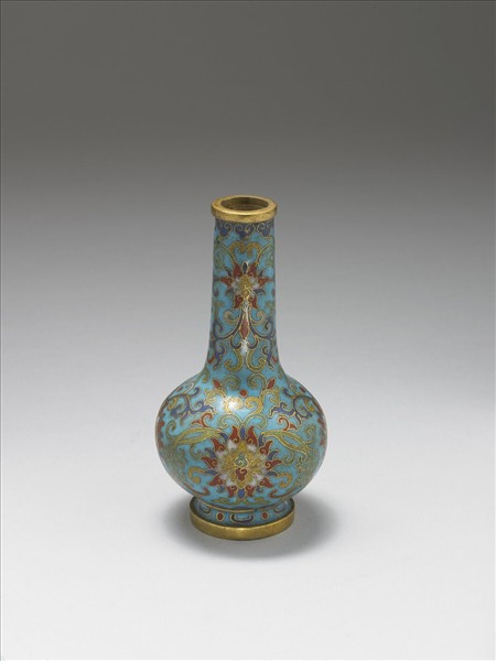 掐絲琺瑯瓶
