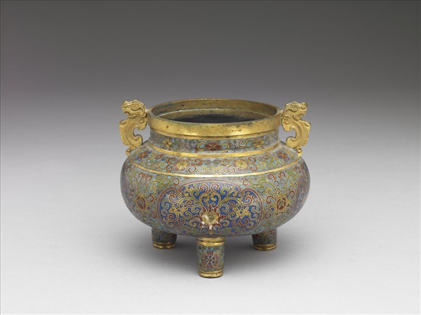 掐絲琺瑯番蓮紋爐