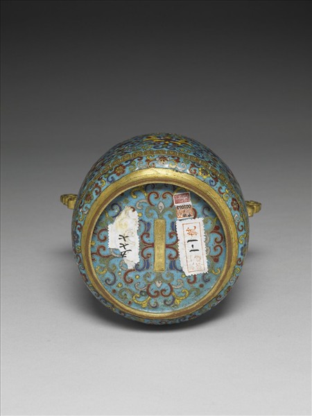 掐絲琺瑯番蓮紋爐