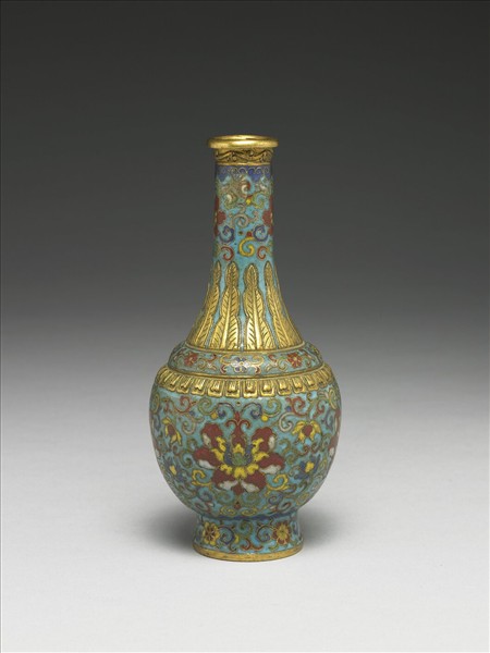 掐絲琺瑯番蓮瓶