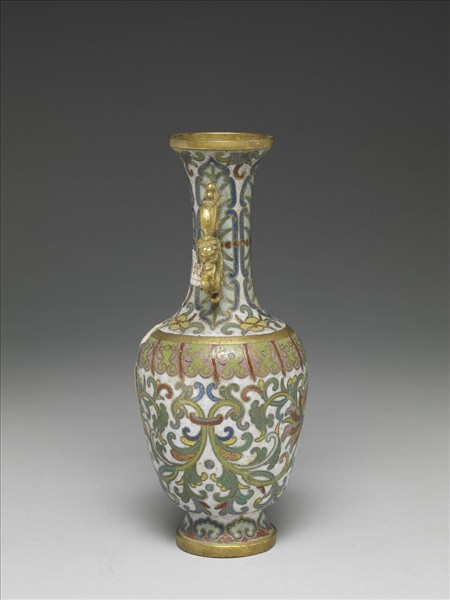 掐絲琺瑯纏枝番蓮瓶