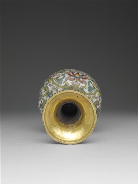 掐絲琺瑯番蓮紋豆