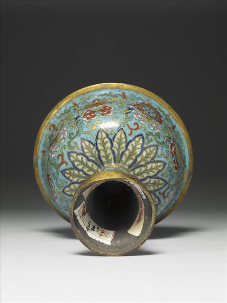 掐絲琺瑯八寶番蓮燈盞