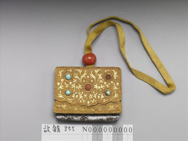 鍍金嵌松石珊瑚火鐮盒