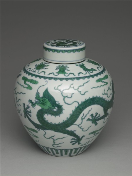 鬥彩龍紋蓋罐