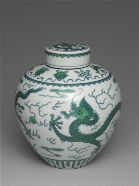 鬥彩龍紋蓋罐