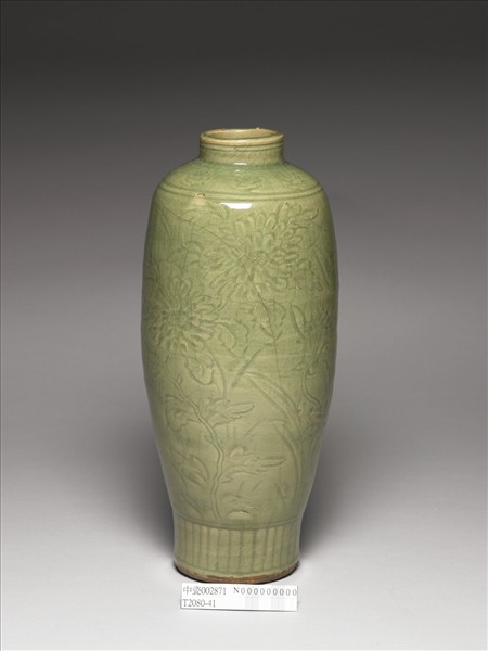 龍泉窯 青瓷劃花花卉紋橄欖瓶