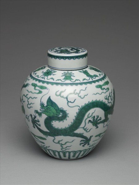 鬥彩綠龍紋蓋罐