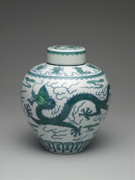 鬥彩綠龍紋蓋罐