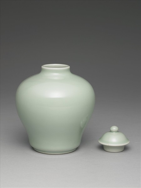 青瓷蓋罐