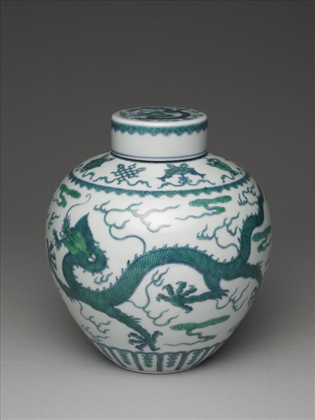 鬥彩綠龍紋蓋罐