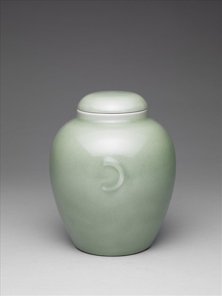 冬青釉蓋罐