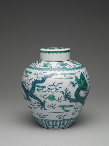 青花綠彩龍紋蓋罐