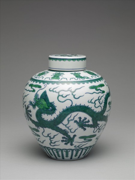 青花綠彩龍紋蓋罐