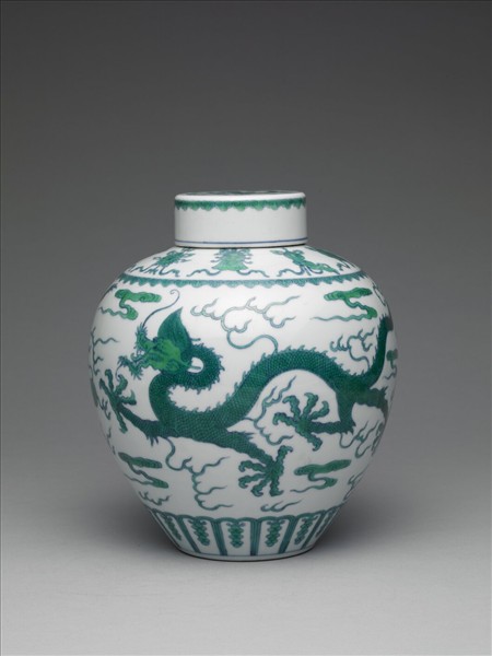 青花綠彩龍紋蓋罐