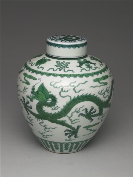 青花綠彩龍紋蓋罐