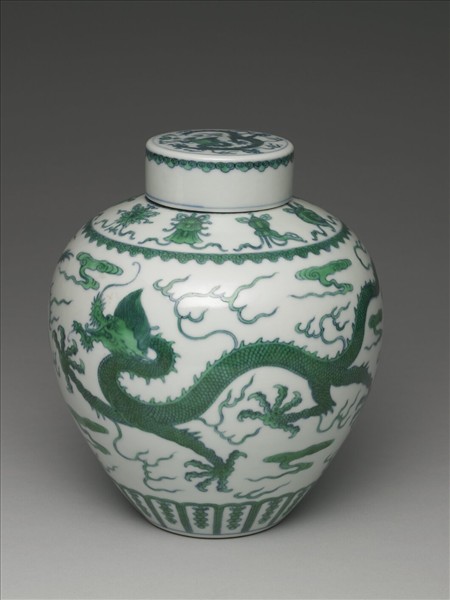 青花綠彩龍紋蓋罐