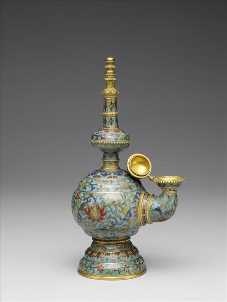 掐絲琺瑯番蓮紋奔巴壺