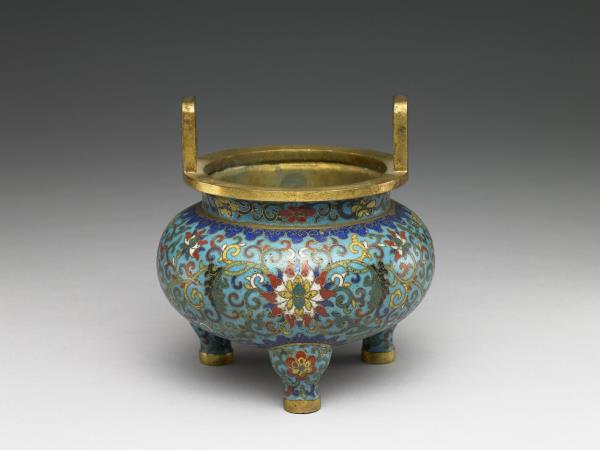 掐絲琺瑯爐