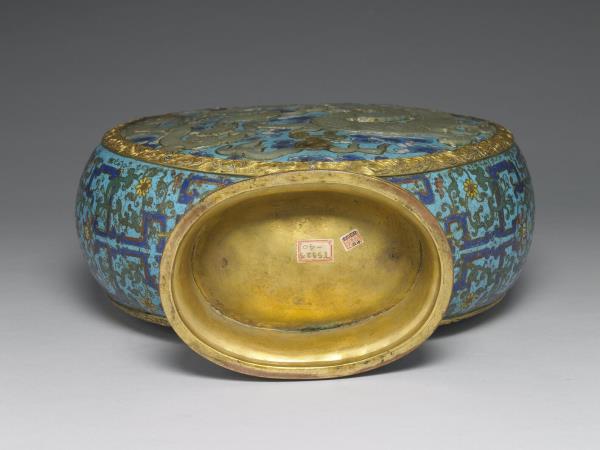 掐絲琺瑯抱月瓶