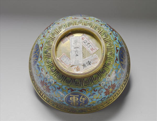 掐絲琺瑯萬壽無疆碗