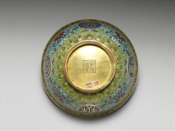 掐絲琺瑯萬壽無疆碗