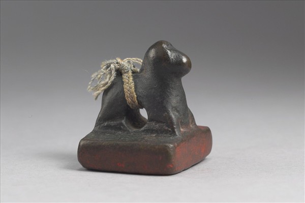 「魏烏丸率善佰長」銅印