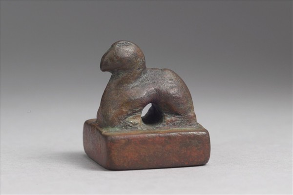 「晉率善氐佰長」銅印