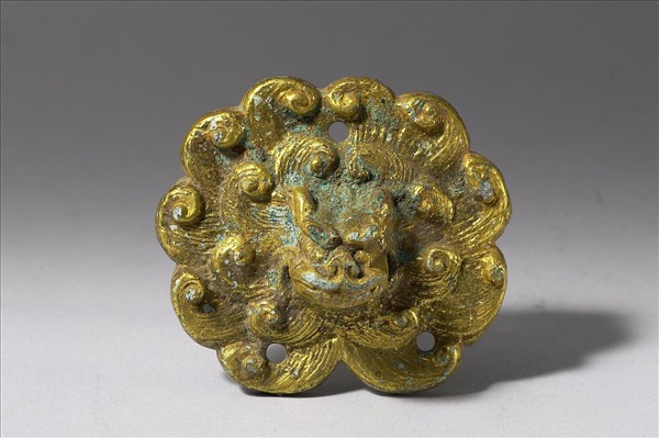 銅鎏金獅面紋鋪首