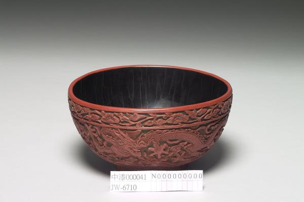 剔紅萬壽龍紋碗