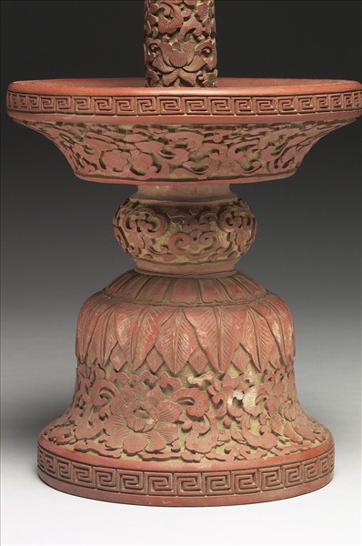 剔紅番蓮紋燭台（五供）