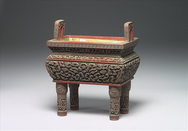剔紅四足方爐