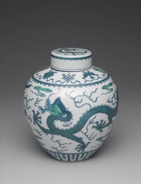 鬥彩龍紋蓋罐