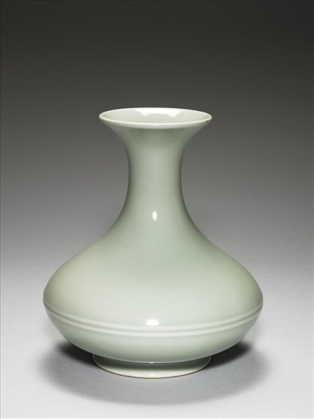 青瓷長頸瓶